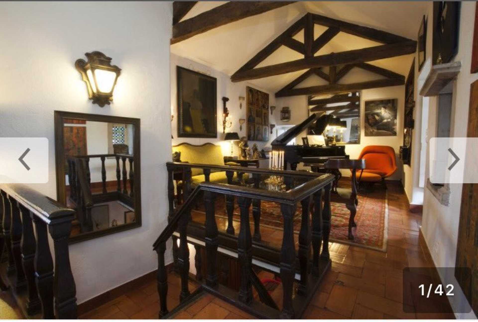 José Castelo Branco revela interior da sua casa em Sintra