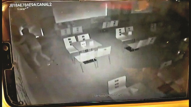 Ladrão filmado a assalt*r cafés em Ílhavo