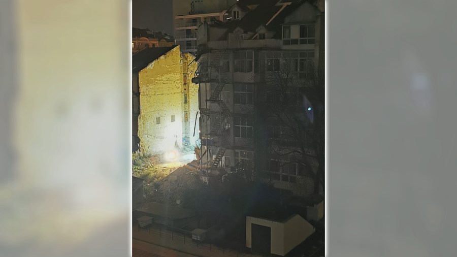 Desabamento de fachada de prédio em Lisboa deixa 80 estudantes desalojados