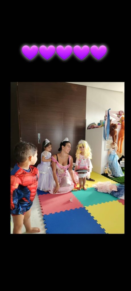 Georgina Rodríguez e filhas derretem seguidores mascaradas de princesas