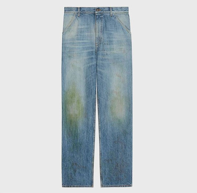 Gucci vende calças com manchas falsas de erva nos joelhos ... por 650€