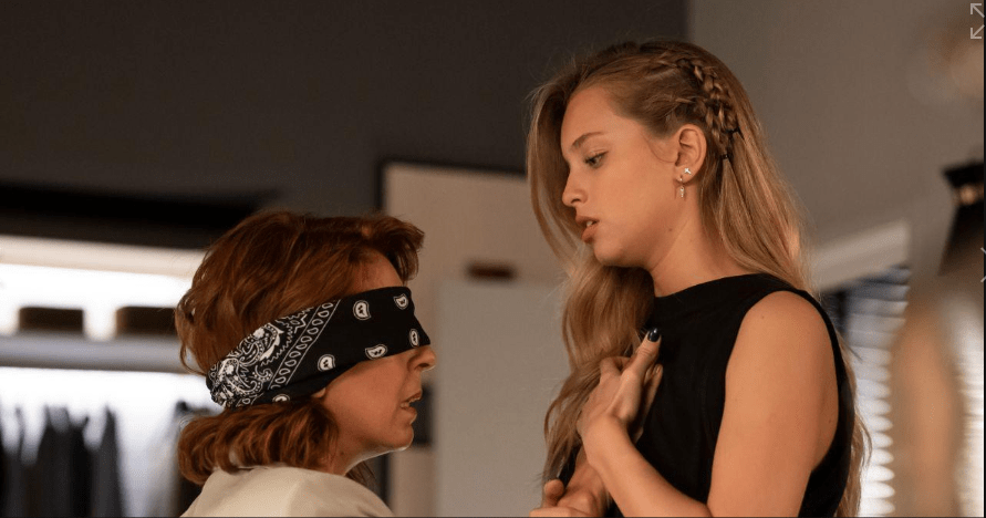 Margarida Corceiro protagoniza cena escaldante com outra mulher em novela da TVI